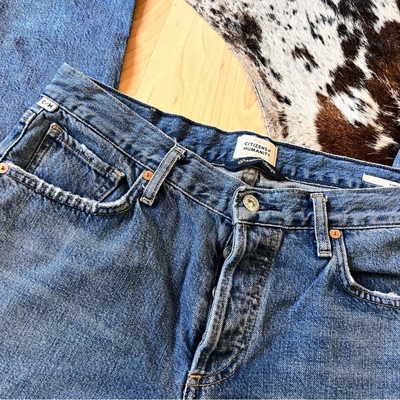 CITIZENS OF HUMANITY Distressed Emerson Jeans Size 26 - Picture 3 of 11